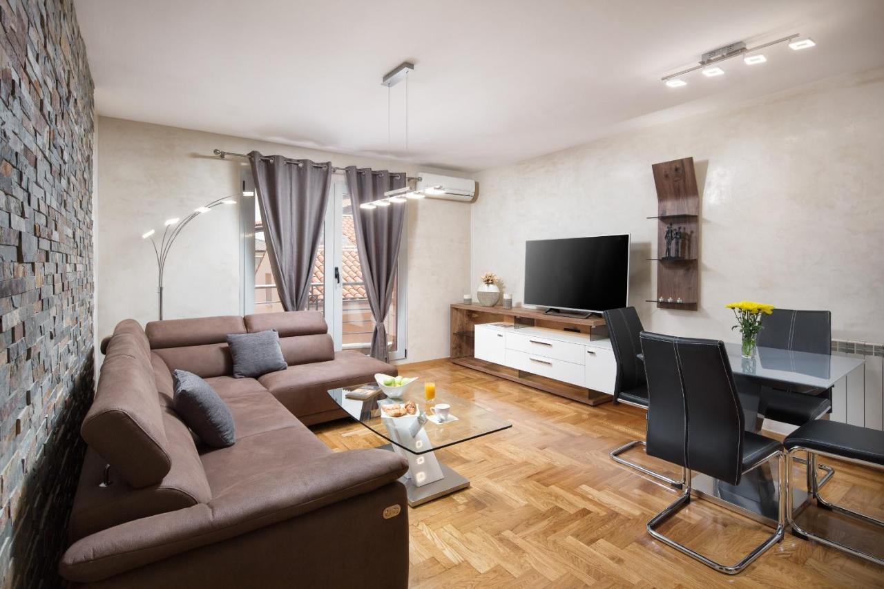 Luxury Apartments Casablanca/Vivaldi Pula Bagian luar foto